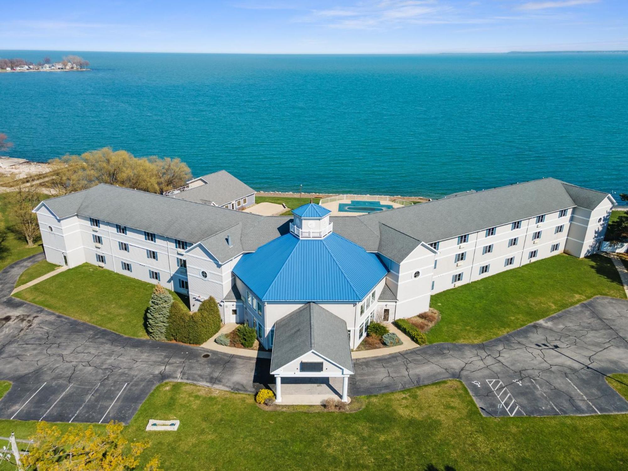 Bayshore Resort At 普廷贝 外观 照片
